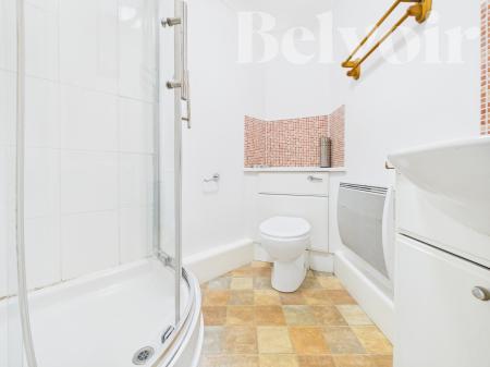 2 bedroom Flat to let in Crown Heights, Alencon Link, Basingstoke, RG21