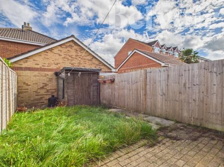 2 bedroom Terraced House for sale in Wentworth Crescent, Beggarwood, Basingstoke, RG22