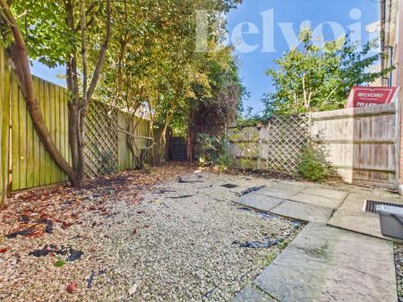 3 bedroom Semi-detached house to let in Cleeve Road, Marnel Park, Basingstoke, RG24