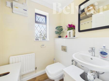 3 bedroom Detached house for sale in Berewyk Close, Hatch Warren, Basingstoke, RG22