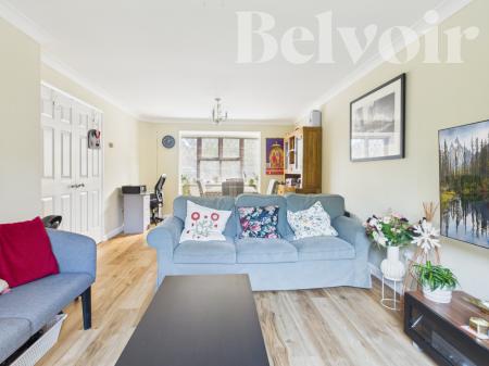 3 bedroom Detached house for sale in Berewyk Close, Hatch Warren, Basingstoke, RG22