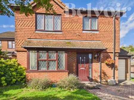 3 bedroom Detached house for sale in Berewyk Close, Hatch Warren, Basingstoke, RG22