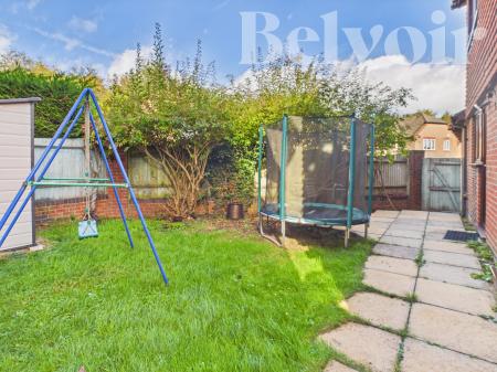 3 bedroom Detached house for sale in Berewyk Close, Hatch Warren, Basingstoke, RG22