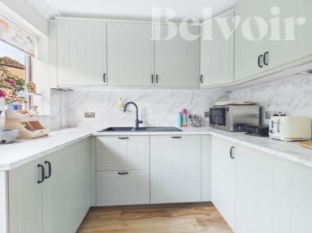 3 bedroom Detached house for sale in Berewyk Close, Hatch Warren, Basingstoke, RG22