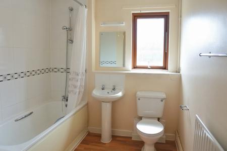 1 bedroom Flat to let in Oakridge Road, Oakridge, Basingstoke, RG21