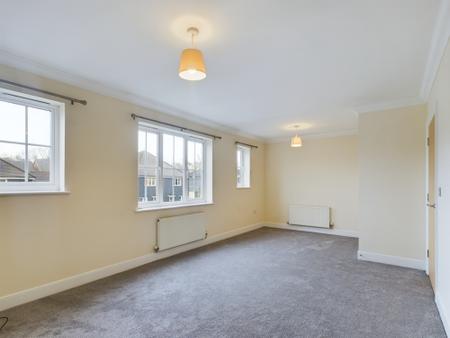 2 bedroom Flat to let in Richards Field, Chineham, Basingstoke, RG24
