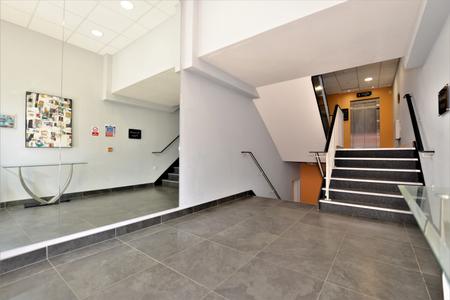 1 bedroom Flat to let in Central Point, Feathers Lane