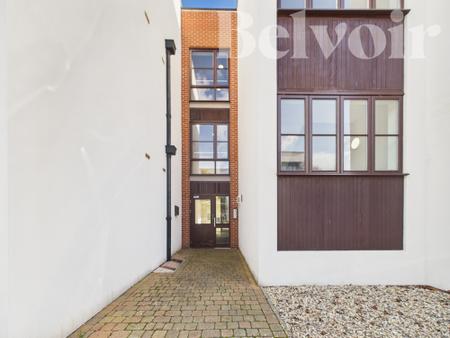 2 bedroom Flat for sale in Hollies Court, Rooksdown, Basingstoke, RG24