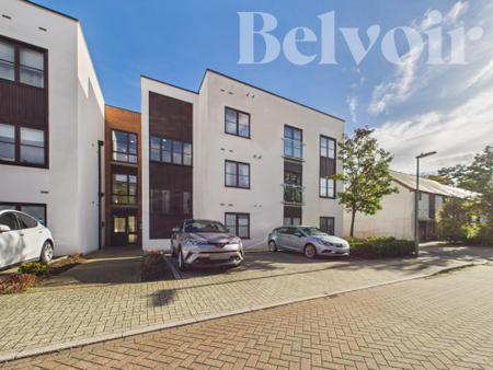 2 bedroom Flat for sale in Hollies Court, Rooksdown, Basingstoke, RG24