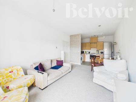 2 bedroom Flat for sale in Hollies Court, Rooksdown, Basingstoke, RG24