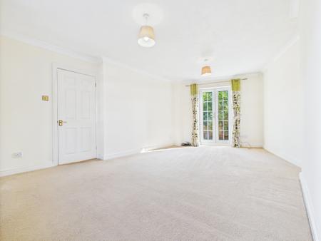 3 bedroom Semi-detached house to let in The Topiary, Lychpit, Basingstoke, RG24