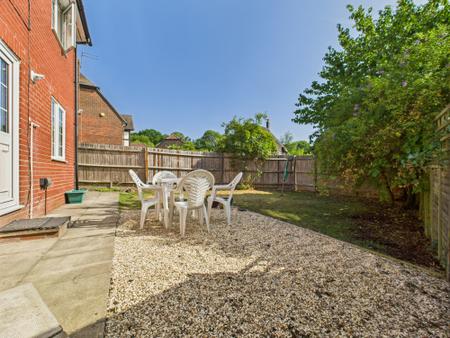 3 bedroom Semi-detached house to let in The Topiary, Lychpit, Basingstoke, RG24