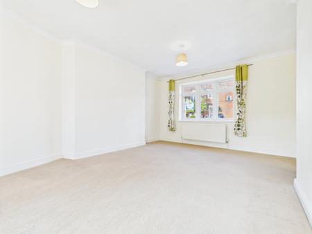 3 bedroom Semi-detached house to let in The Topiary, Lychpit, Basingstoke, RG24