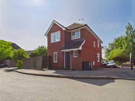 The Topiary, Lychpit, Basingstoke, RG24