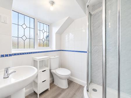 4 bedroom Detached house for sale in The Brackens, Basingstoke, RG22