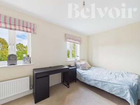 5 bedroom Town house for sale in Somerville Gardens, Basingstoke, RG24