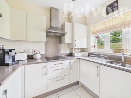 5 bedroom Town house for sale in Somerville Gardens, Basingstoke, RG24