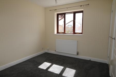 2 bedroom Terraced House to let in Dynevor Close, Bromham, Bedford, MK43