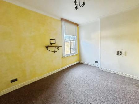1 bedroom Flat for sale in Chaucer Road, Bedford, MK40