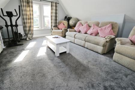 2 bedroom Flat for sale in Chaucer Road, Bedford, MK40