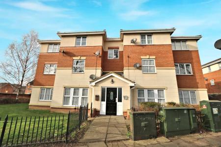 2 bedroom Flat for sale in Gillespie Close, Bedford, MK42