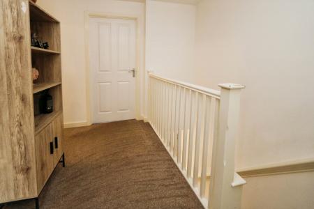 3 bedroom Terraced House for sale in Honey Quest, Stewartby, MK43