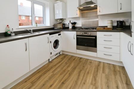 3 bedroom Terraced House for sale in Honey Quest, Stewartby, MK43