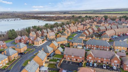 3 bedroom Terraced House for sale in Honey Quest, Stewartby, MK43