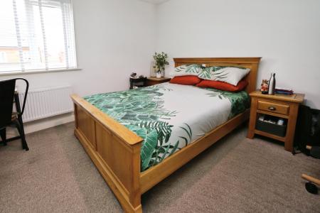 3 bedroom Terraced House for sale in Honey Quest, Stewartby, MK43