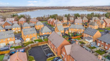 3 bedroom Terraced House for sale in Honey Quest, Stewartby, MK43