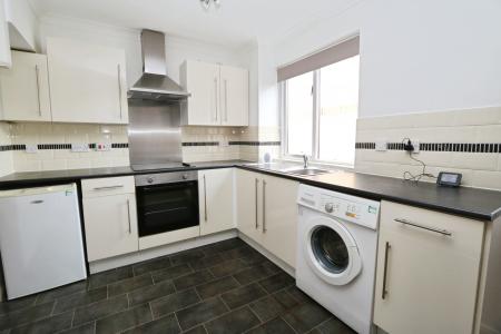 1 bedroom Cluster house for sale in Pimpernel Grove, Milton Keynes, MK7