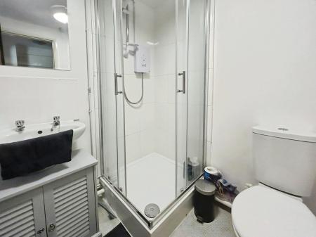 1 bedroom Duplex for sale in Ramsthorn Grove, Milton Keynes, MK7