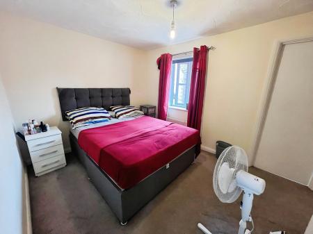 3 bedroom Detached house for sale in St Helens Grove, Milton Keynes, MK10