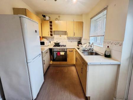 3 bedroom Detached house for sale in St Helens Grove, Milton Keynes, MK10