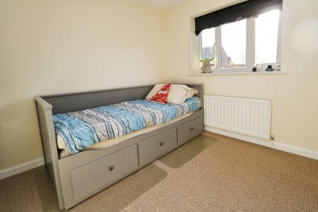 3 bedroom Detached house for sale in Sweetlands Corner, Milton Keynes, MK7