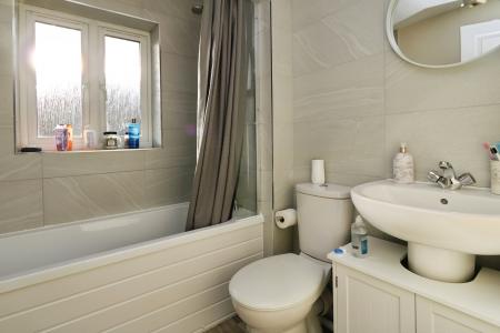 3 bedroom Detached house for sale in Sweetlands Corner, Milton Keynes, MK7