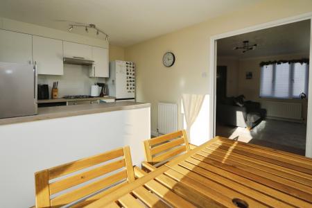 3 bedroom Detached house for sale in Sweetlands Corner, Milton Keynes, MK7