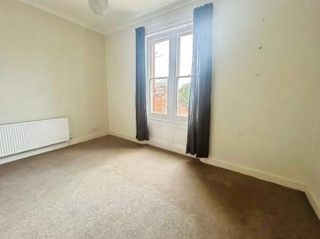 2 bedroom Flat for sale in Dynevor Road, Bedford, MK40