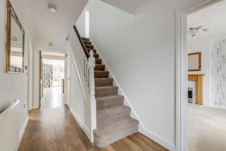 5 bedroom Detached house for sale in Abbeydore Grove, Milton Keynes, MK10