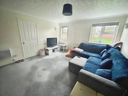 2 bedroom Flat for sale in Russet Close, Bedford, MK43