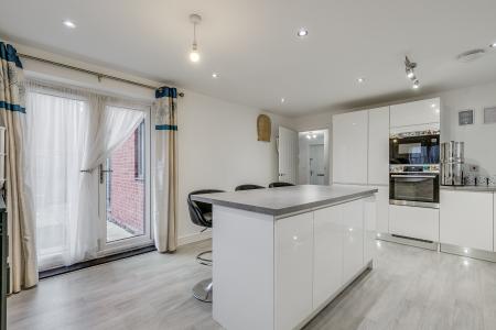 4 bedroom Detached house for sale in Tuddenham Row, Bedford, MK43