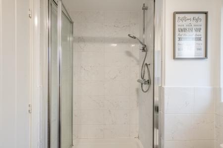 4 bedroom Detached house for sale in Tuddenham Row, Bedford, MK43