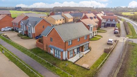 4 bedroom Detached house for sale in Tuddenham Row, Bedford, MK43