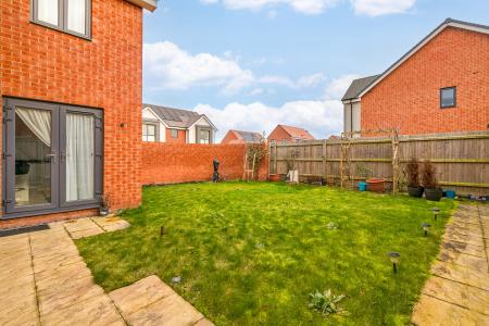 4 bedroom Detached house for sale in Tuddenham Row, Bedford, MK43