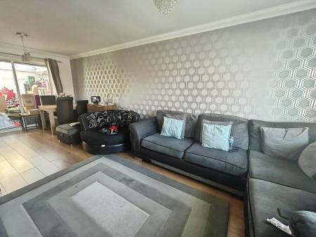 3 bedroom Detached house for sale in Lowick Place, Milton Keynes, MK4
