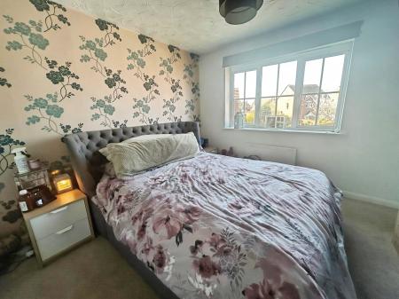 3 bedroom Detached house for sale in Lowick Place, Milton Keynes, MK4