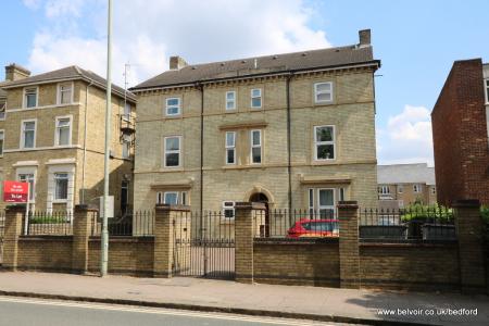 Ashburnham Road, Bedford, MK40