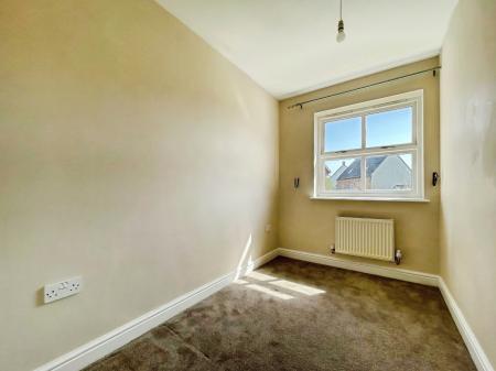 3 bedroom Semi-detached house for sale in Lilleshall Avenue, Milton Keynes, MK10