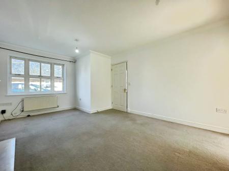 3 bedroom Semi-detached house for sale in Lilleshall Avenue, Milton Keynes, MK10