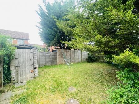 1 bedroom Cluster house for sale in Sullivan Crescent, Milton Keynes, MK7